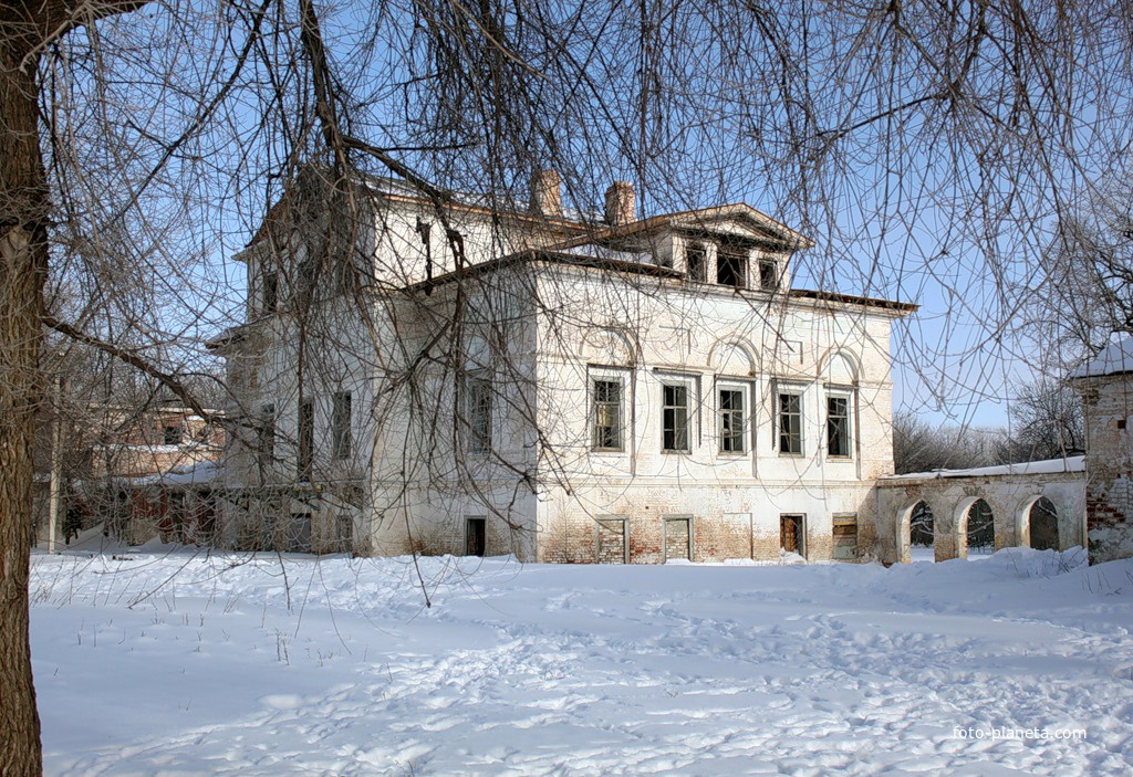 Усадьба Орловых-Давыдовых в селе Усолье.