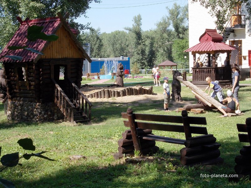 Парк в лагере Самородово.