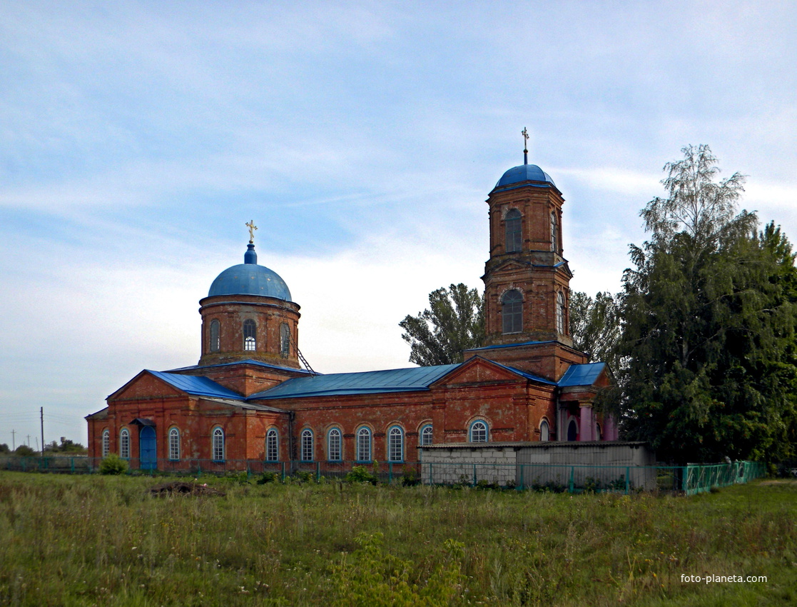 Знаменский храм в селе Старое Роговое