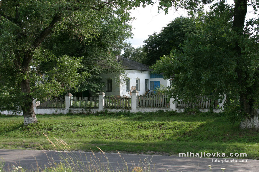 Дома летней бывшей графской усадьбы