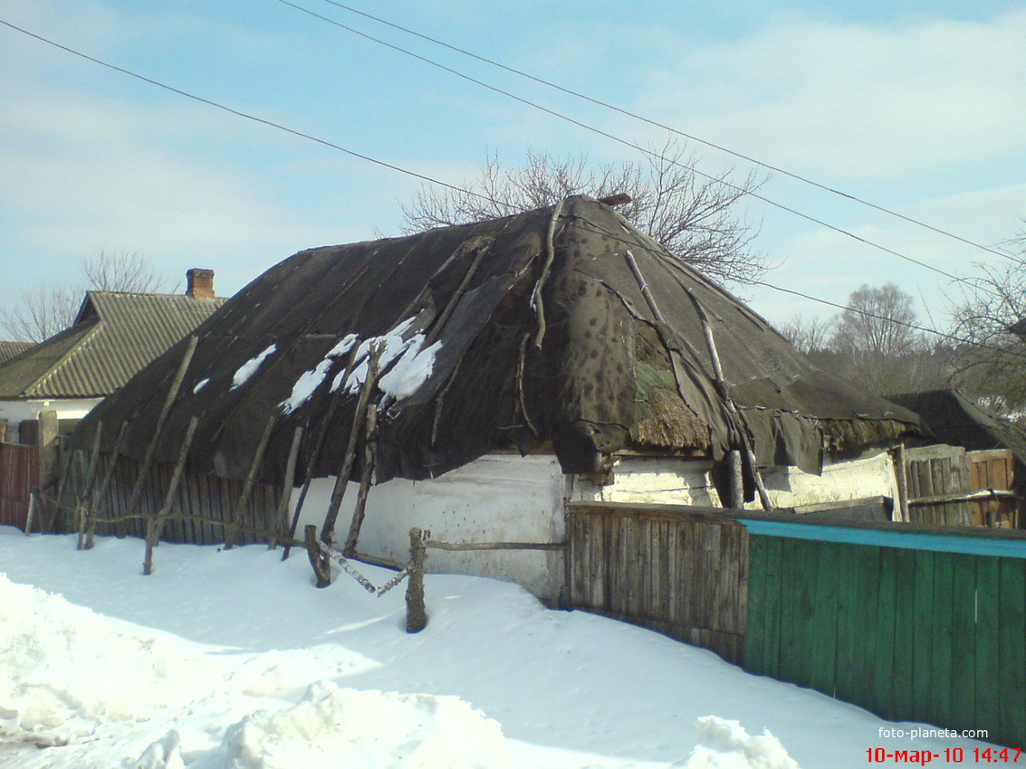 Сарай под соломой