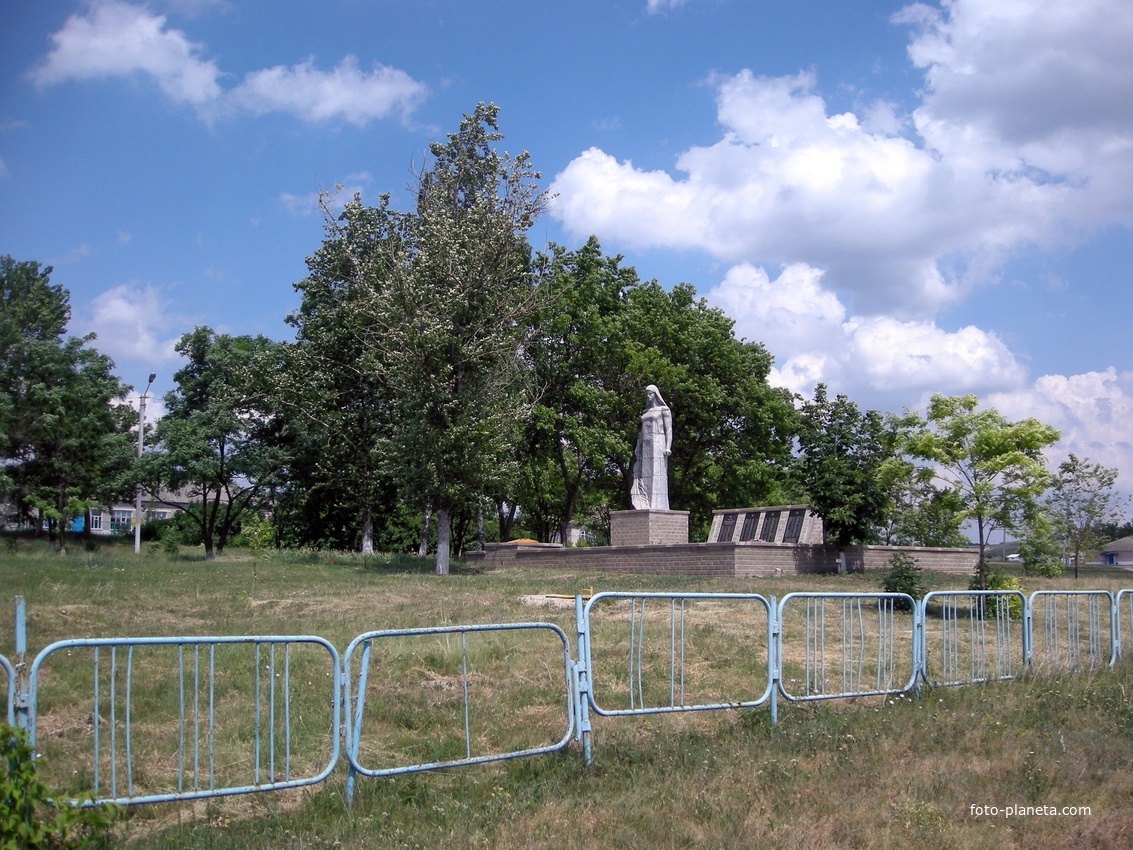 Памятник Воинской Славы в селе Верхняя Серебрянка
