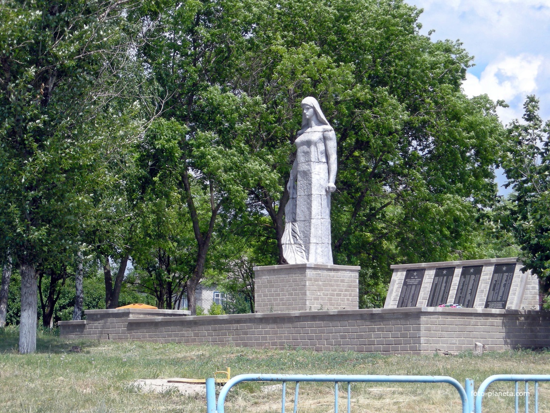 Памятник Воинской Славы в селе Верхняя Серебрянка