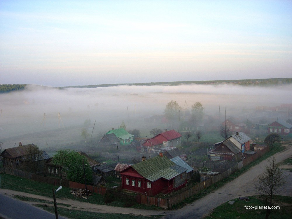 Новые Горки в тумане