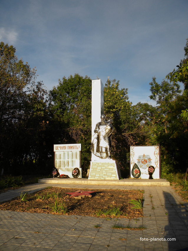 Памятник Воинской Славы в селе Никольское Воронежской области