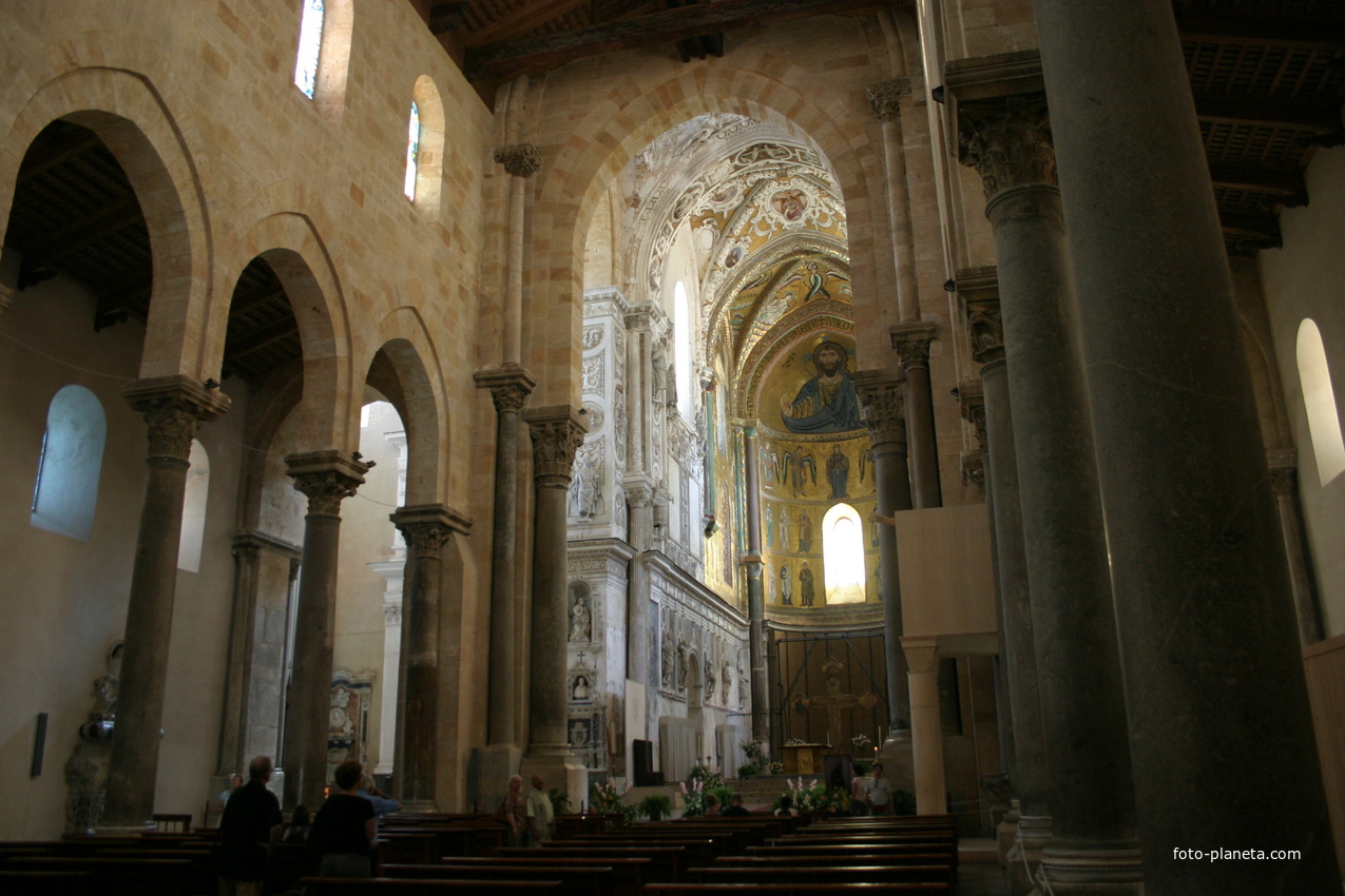 Внутринее убранство кафедрального собора