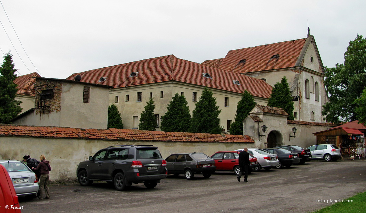 Монастырь капуцинов Святого Антония возле замка