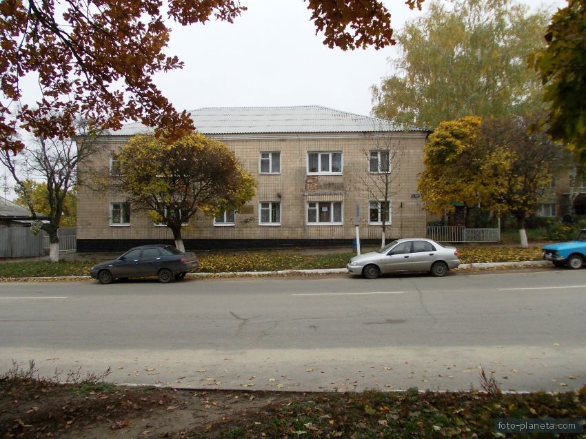 Новая Водолага. Здание детской школы искусств.