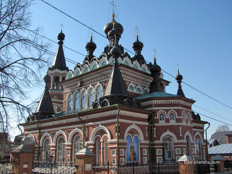 Серафимовск­ая церковь (1907)