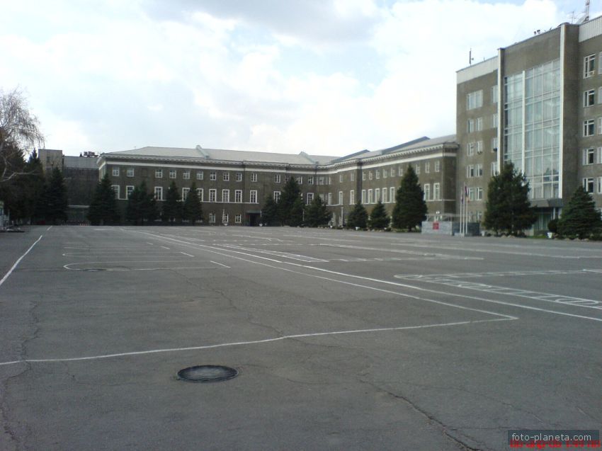 Новочеркасское военное училище связи. Плац