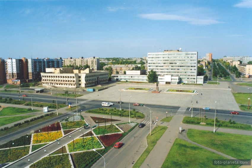 Площадь Ленина, администрация  города