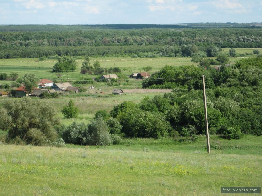 Вид на село Колычёво со старого овощехранилища