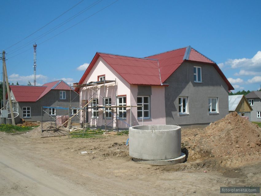 Строительство новых домов в Чуденичах