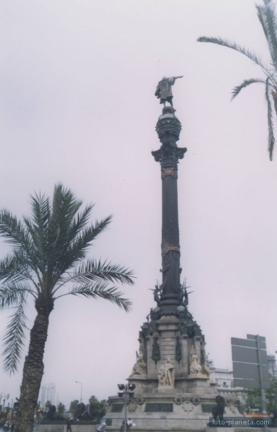 Барселона. Памятник Христофору Колумбу.