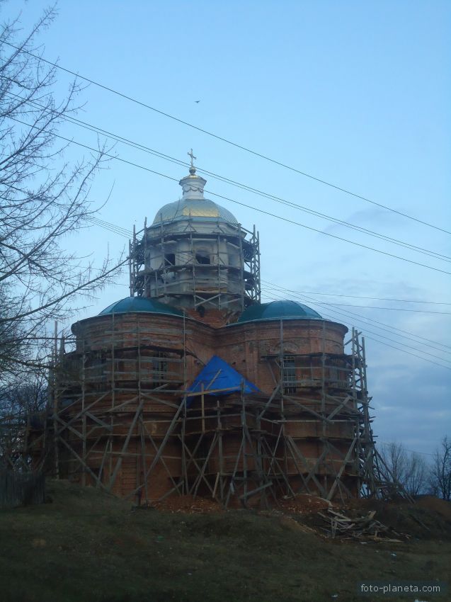 Церковь в процессе ремонта,Понуровка