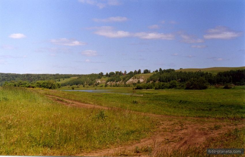 Ломотино на горе вид с юго-запада