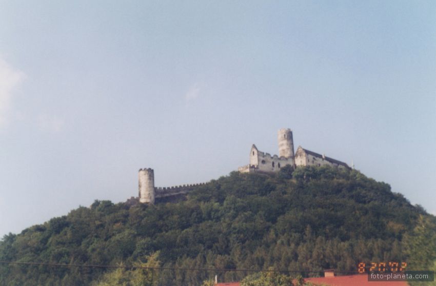 Готический замок Бездез.
