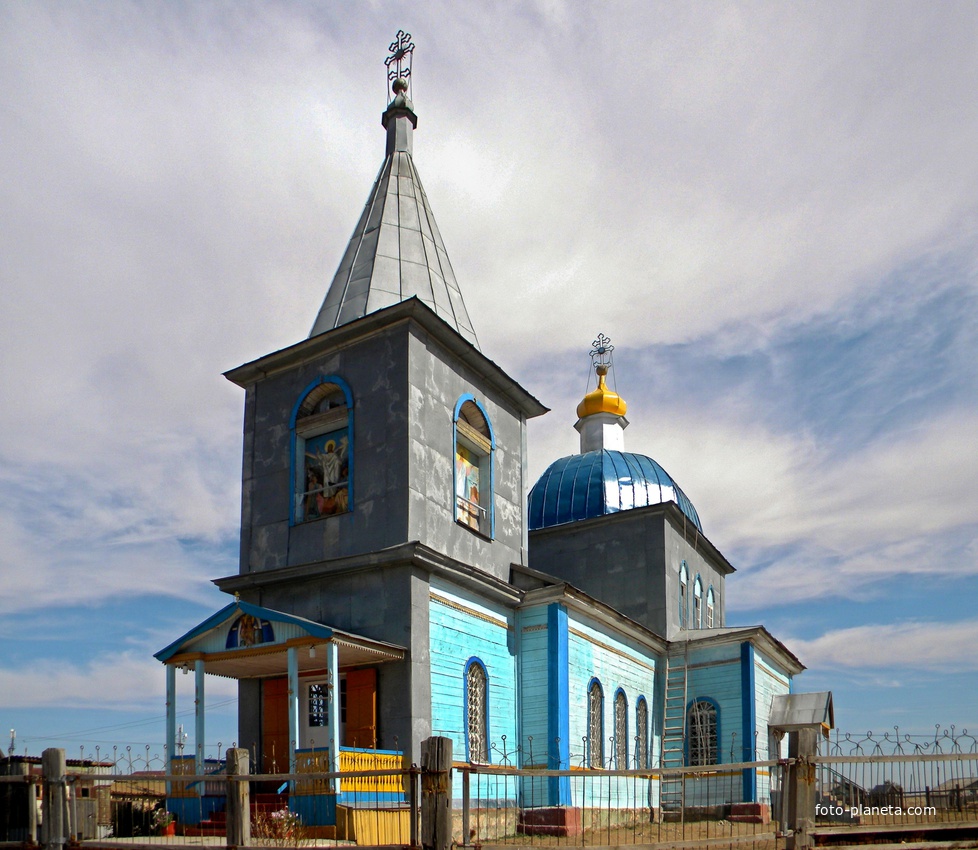 Храм Михаила Архангела в селе Пироговка