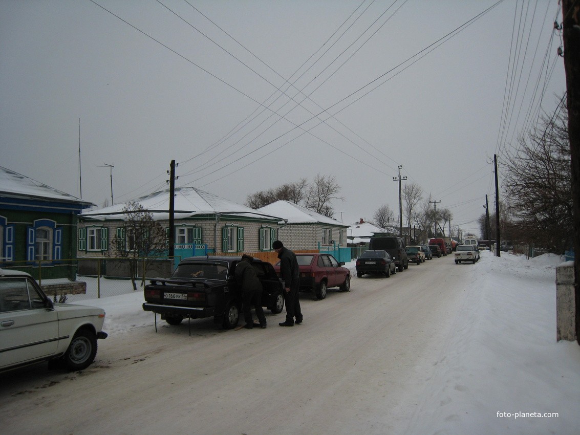 по Крестьянской на базар
