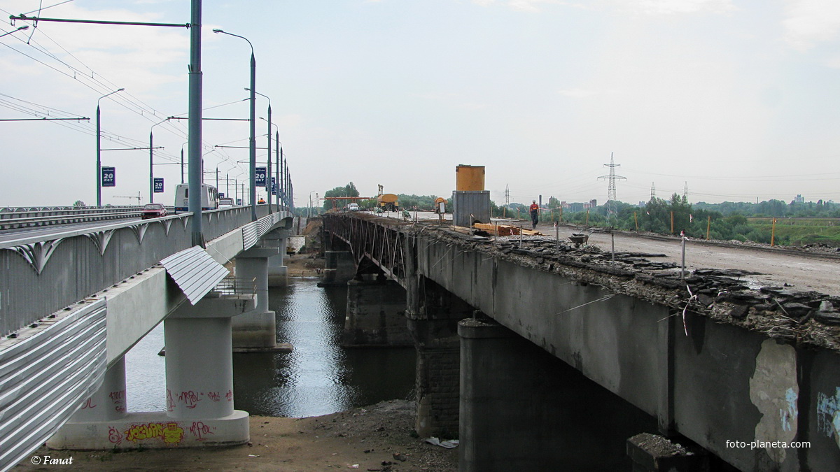Новый и старый автомобильные мосты через р. Сож