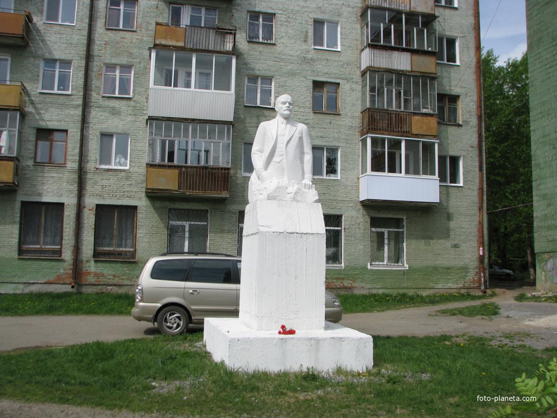 Памятник В.И. Ленину на ул. Ленина