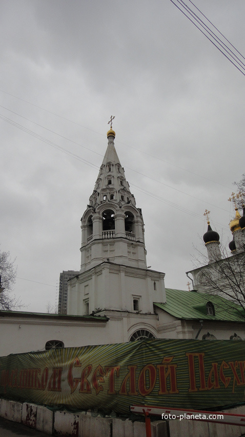 Колокольня в Спасопесковском переулке