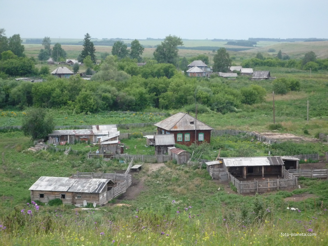 Вид с холма на Новохмелёвку