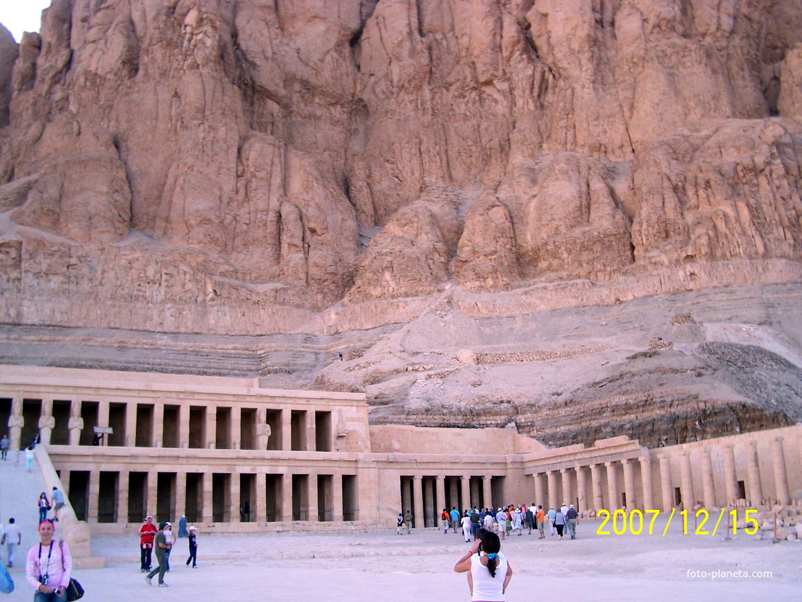 Храм Хатшетсуп, женщины - фараона