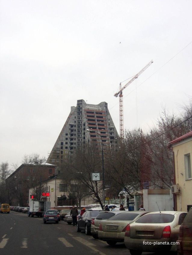 Улица Дмитрия Ульянова, 31