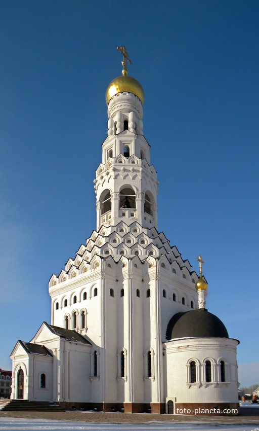 Петропавловский храм в поселке Прохоровка