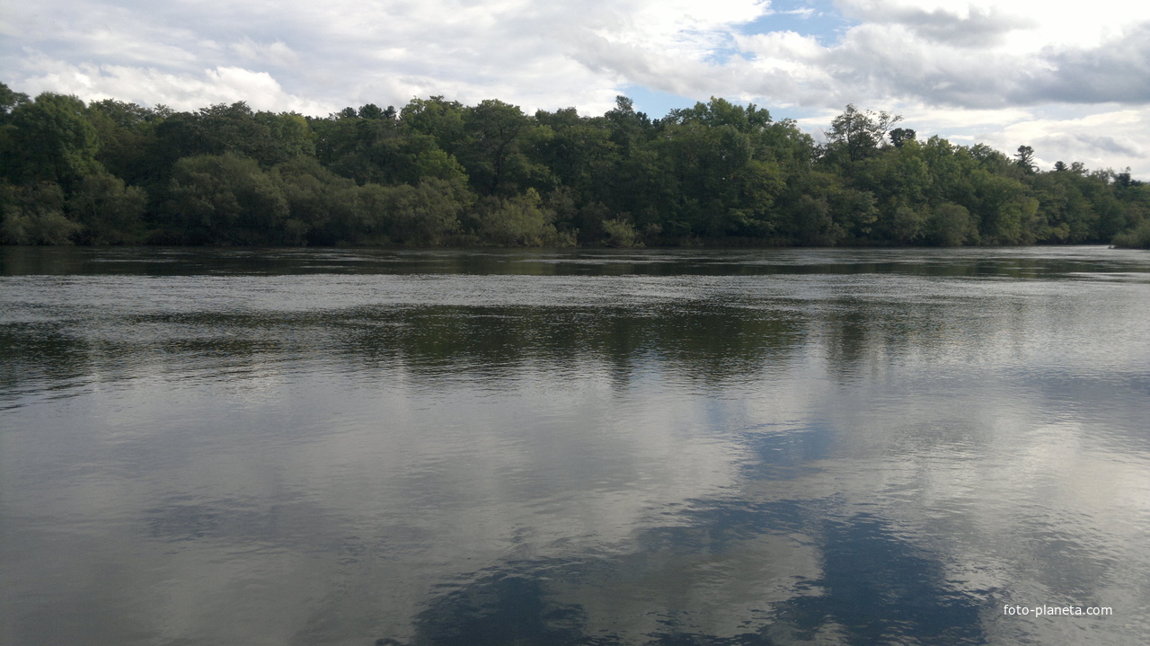 река Бикин в августе