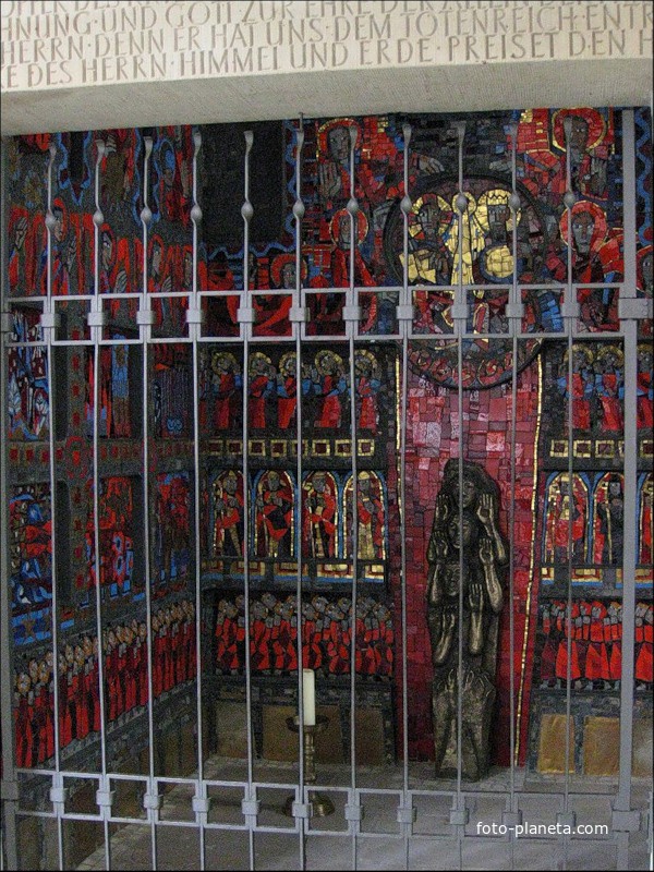 Современная часовня в монастыре при Кафедральном соборе Падерборна