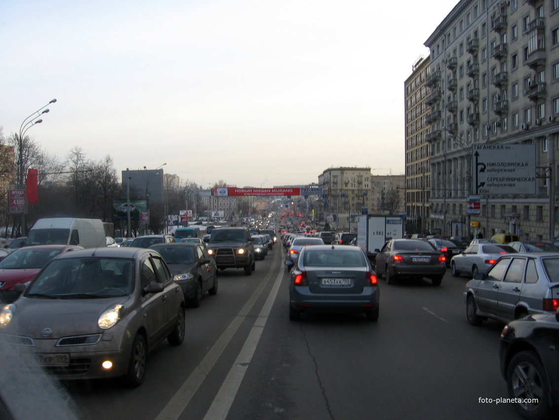 Земляной Вал