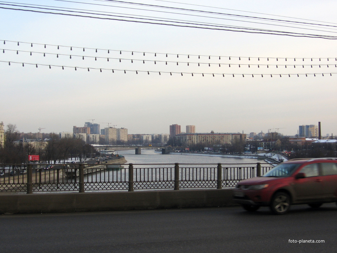 Москва река с Большого Краснохолмского моста