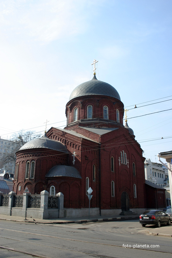 Покрова Пресвятой Богородицы старообрядческая церковь на Новокузнецкой улице