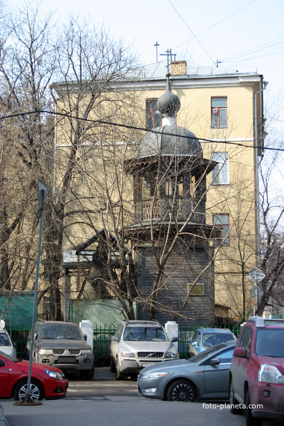 Колокольня Спасской церкви во втором Новокузнецком переулке