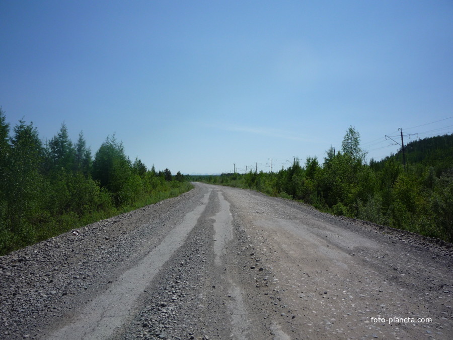Дорога в сторону Новосёлова