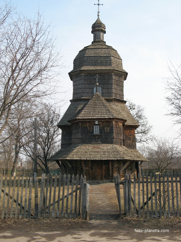 Троицкая церковь в Драбовцах