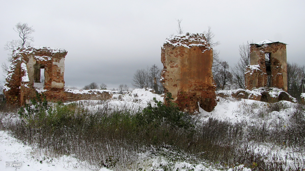 Руины бывшего замка Сапег