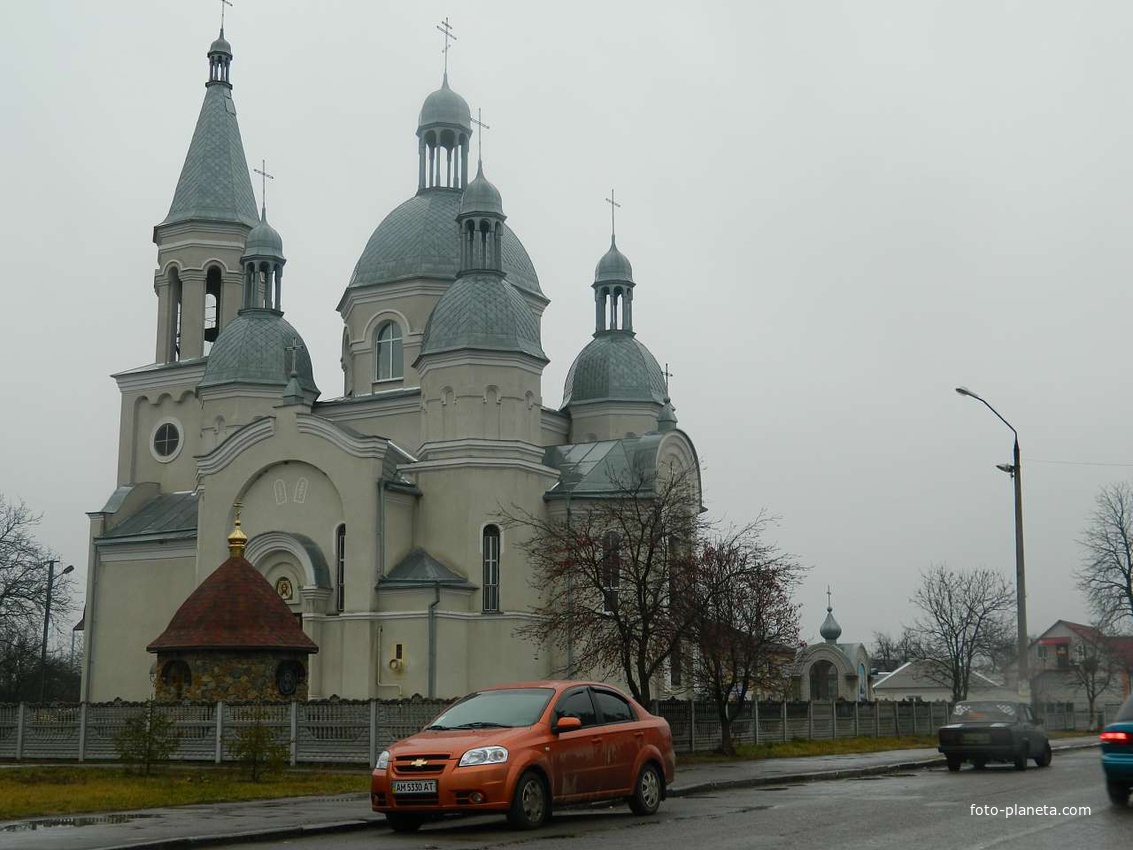 Церква св. Миколая.
