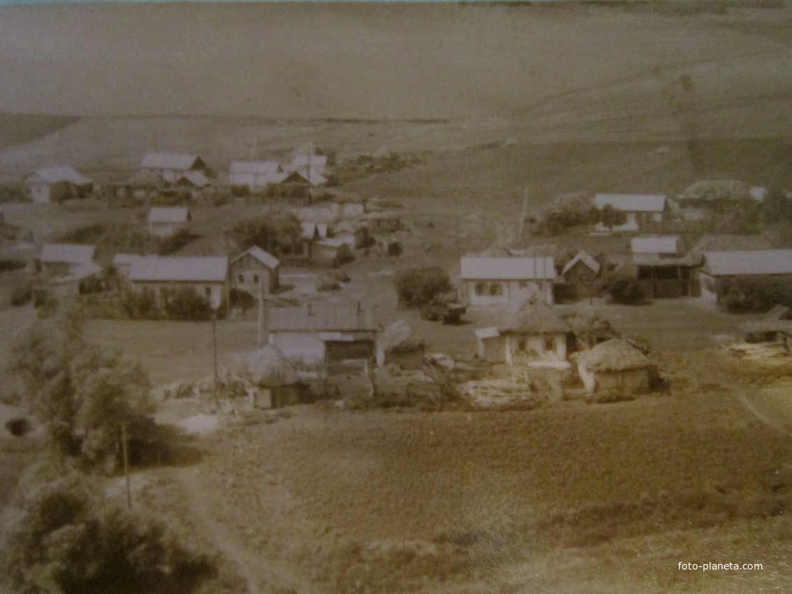 вид на д.Подгорный Дол  (1970 г.г.).