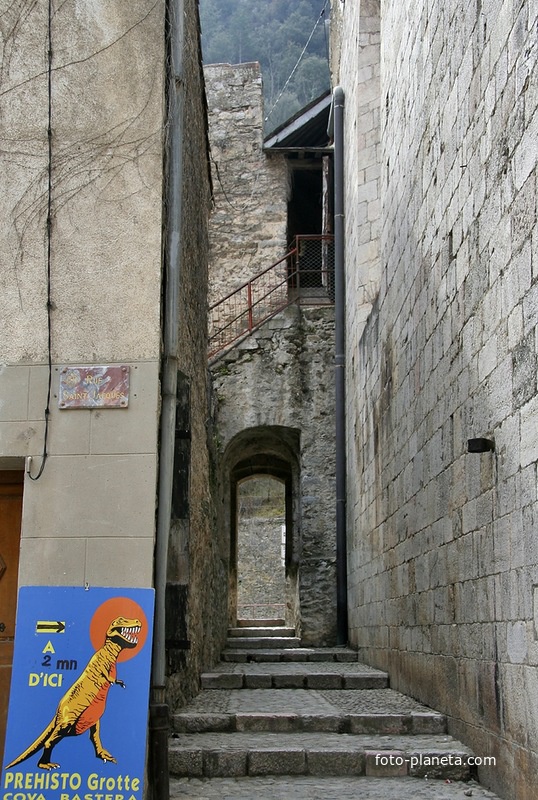 Переулок в Вильфранш-де-Конфлан
