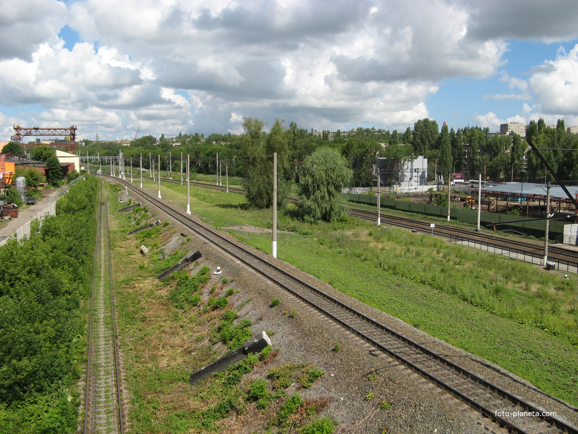 Железная дорога в Московском направлении (вид с моста на &quot;Молодёжной)
