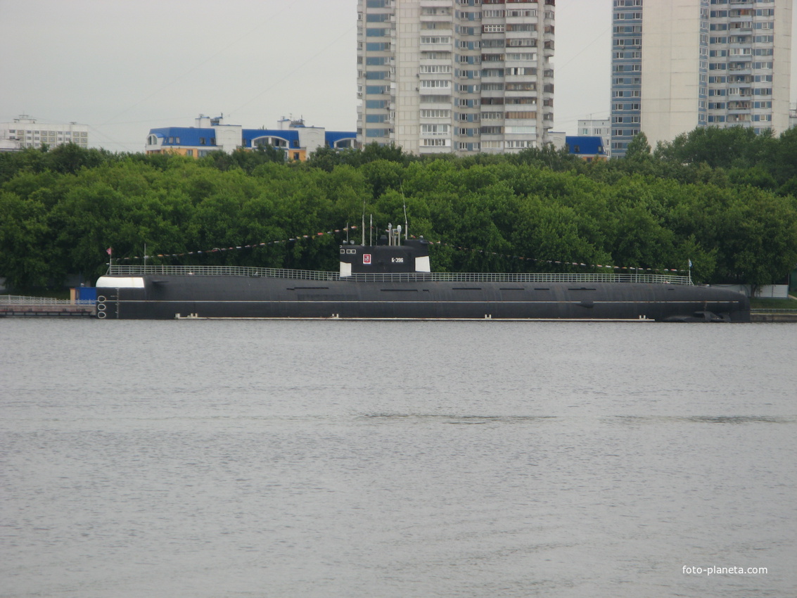 Дизельная подводная лодка-музей  «Новосибирский комсомолец» (Б-396, проект 641Б)