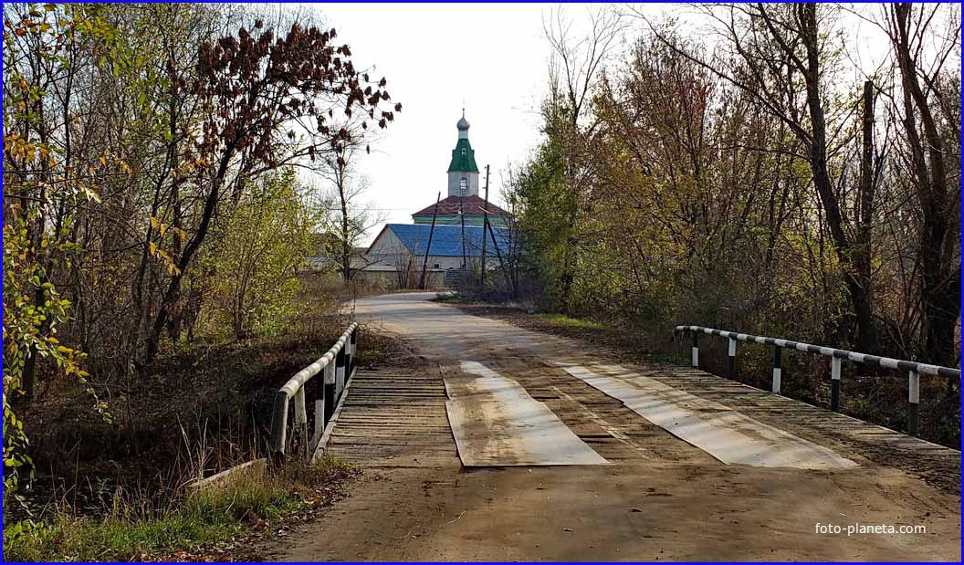 Погода в верхнемакеевке. Покровский мужской монастырь (Верхнемакеевка). Свято Покровский мужской монастырь Ростовская область. Монастырь в Верхнемакеевке Кашарского района Ростовской области. Слобода Верхнемакеевка Кашарского района Ростовской области.