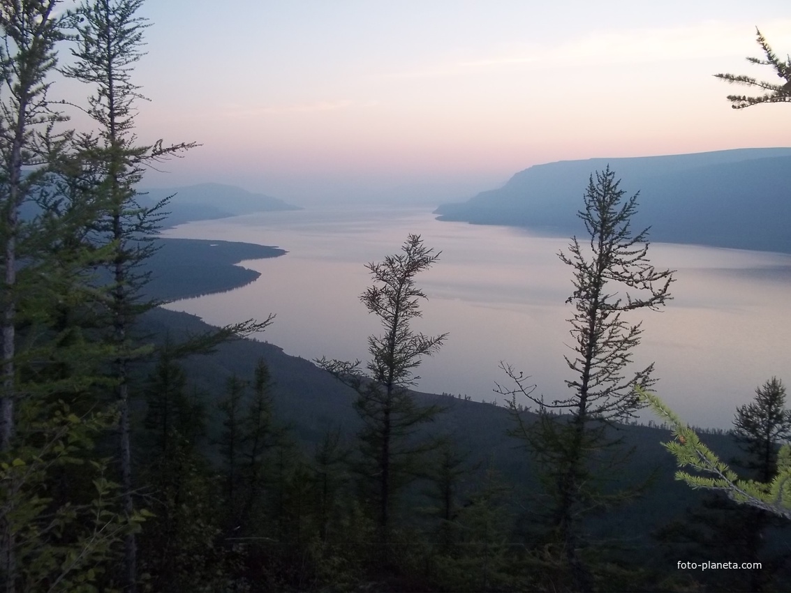 норильский дым над моим озеро.путоромокан