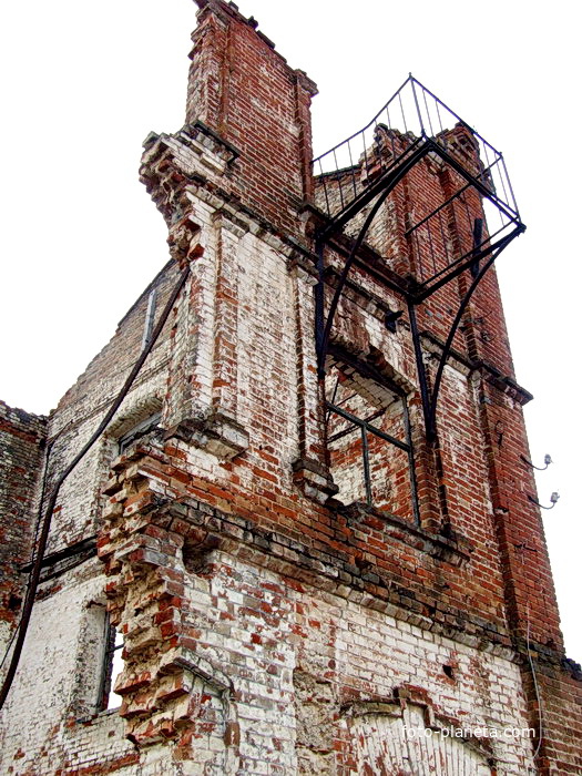 Руины старой мельницы