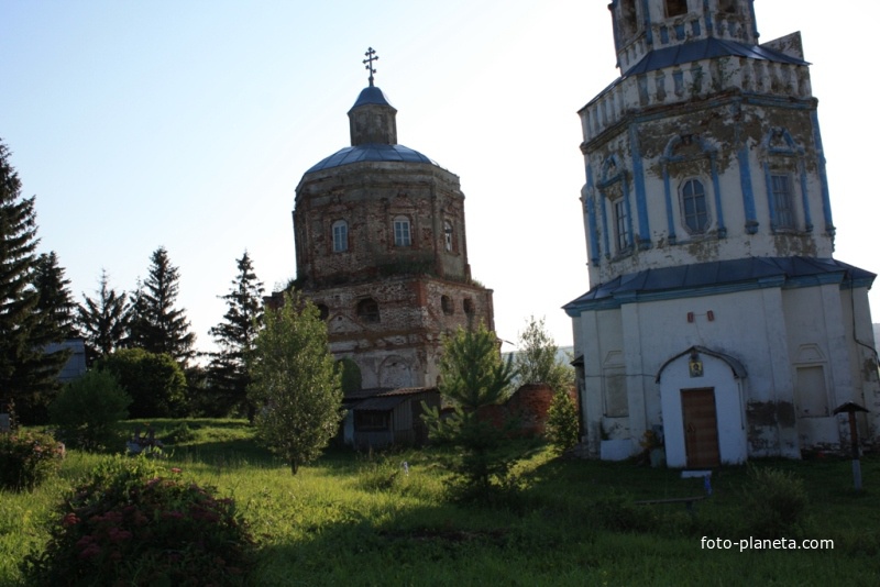 Покровская и Васильевская церкви
