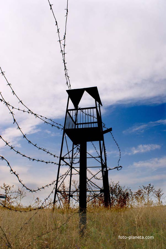 Мемориал на месте концлагеря