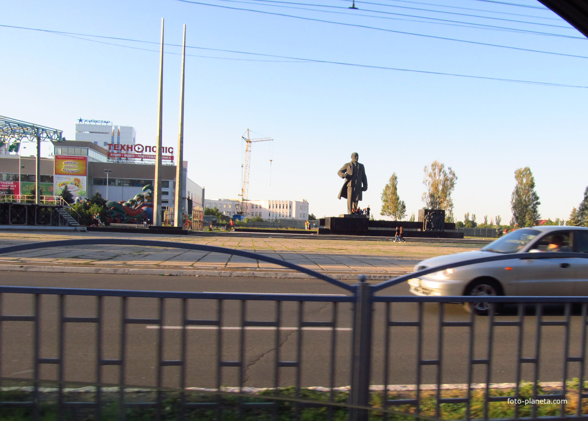 Ленин на проспекте Ленина